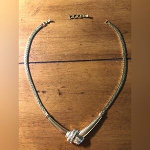 CHR Dior/Christian Dior Vintage Knot Necklace Gold Tone